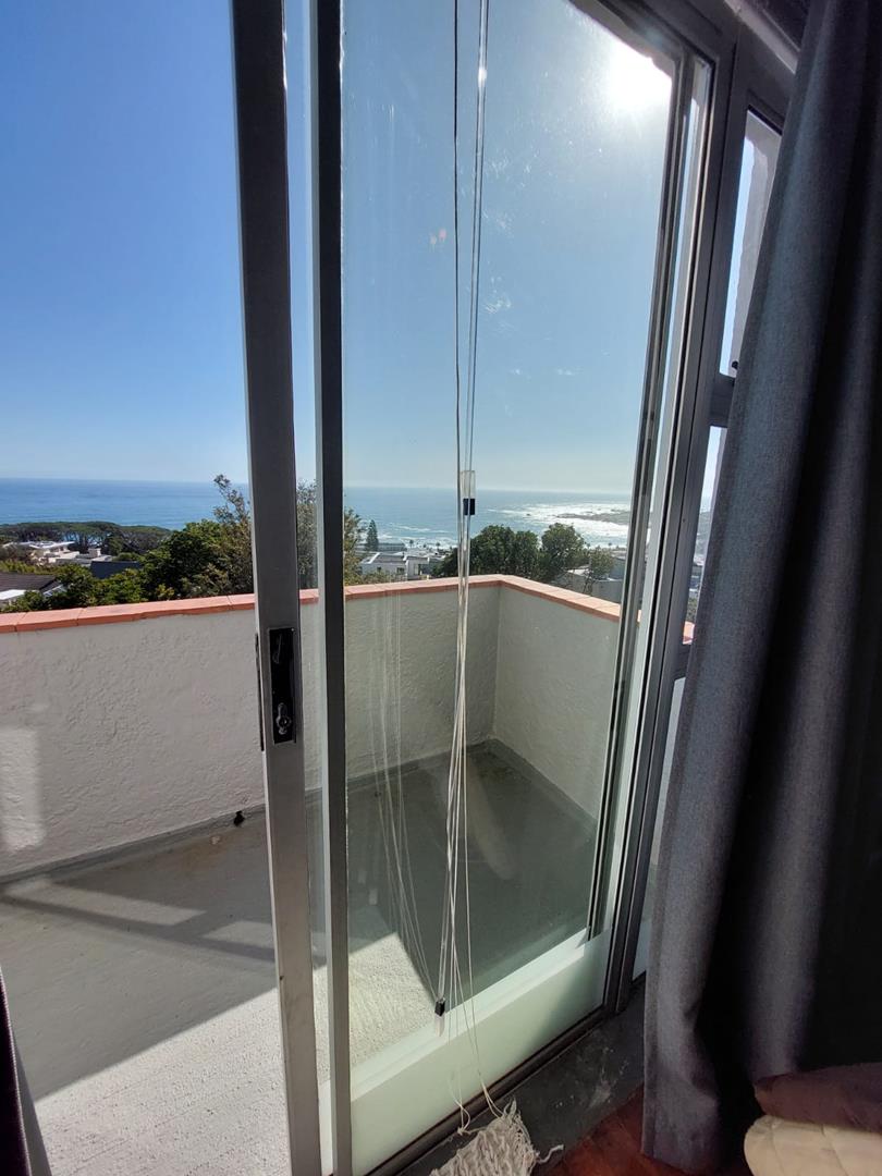1 Bedroom Property for Sale in Camps Bay Western Cape